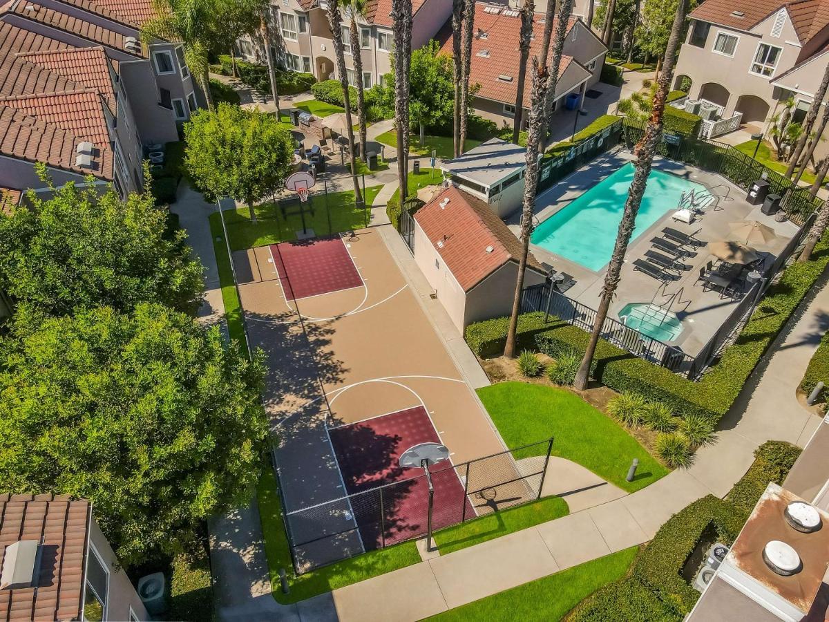 Sonesta Es Suites Huntington Beach Фаунтен-Веллі Екстер'єр фото